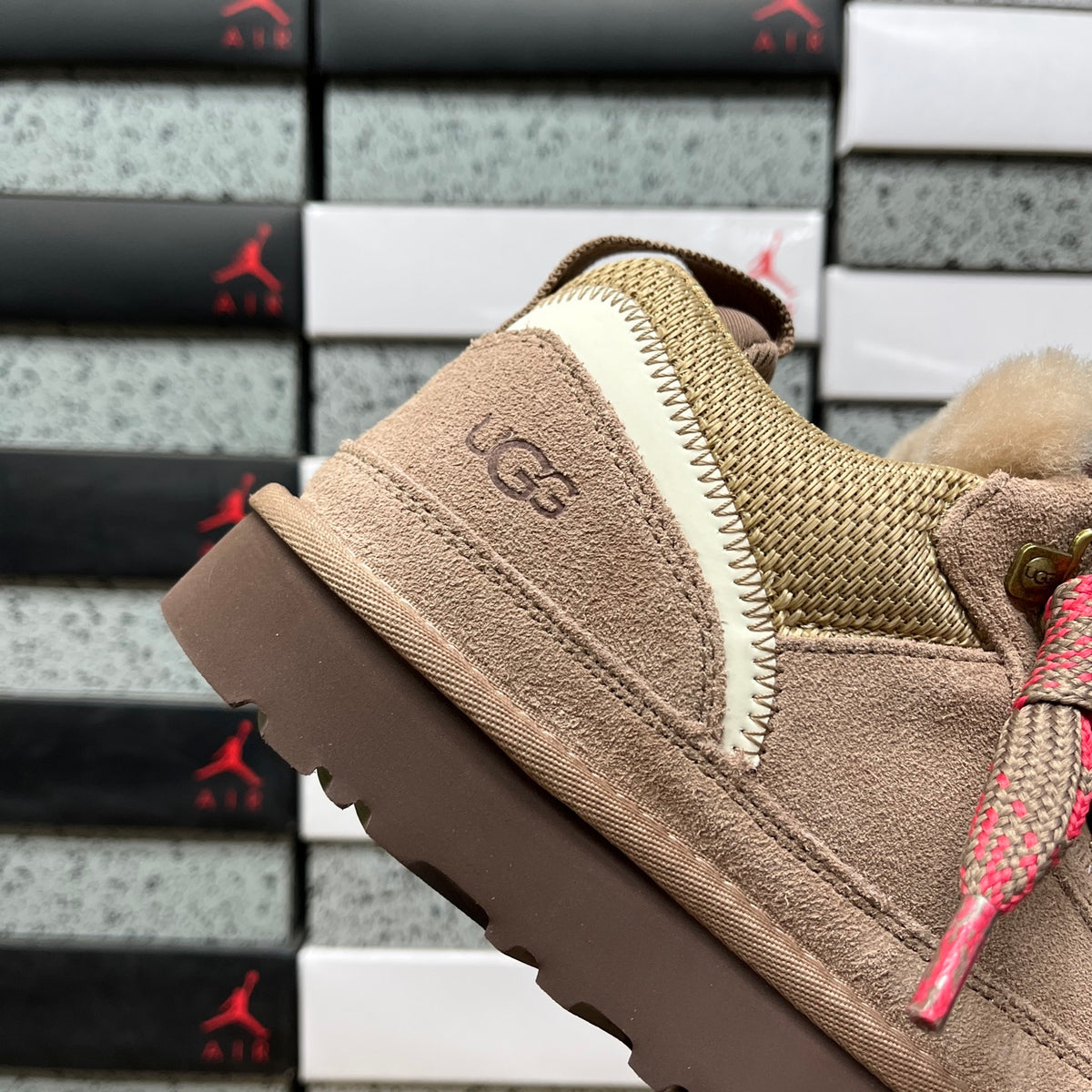 UGG Brown & Pink Lowmel Lace-Up Shoes