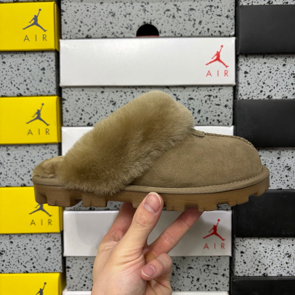 UGG Antelope Brown Slippers with Plush Collar and Notched Sole