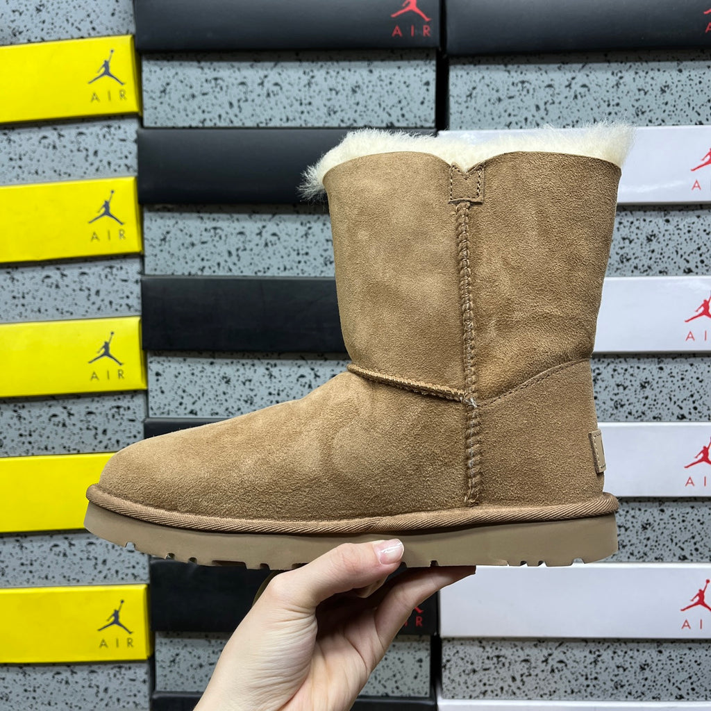 UGG Chestnut Button-Detail Short Boots