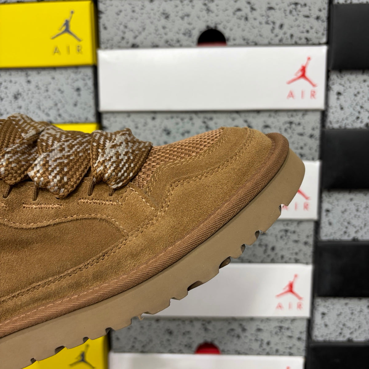 UGG Chestnut Lace-Up Shoes with Chunky Sole