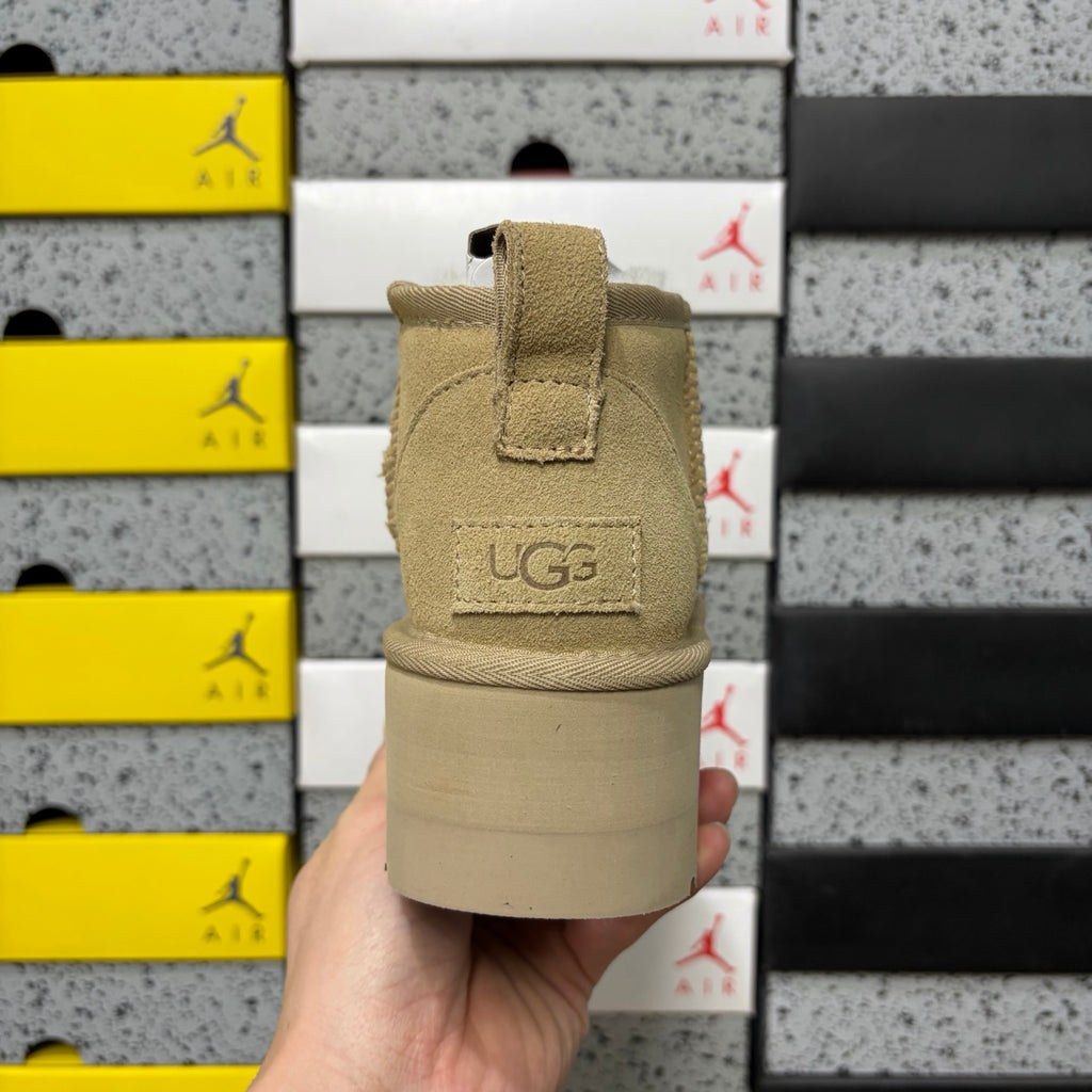 UGG Mustard Platform Ankle Boots – 5 cm Sole