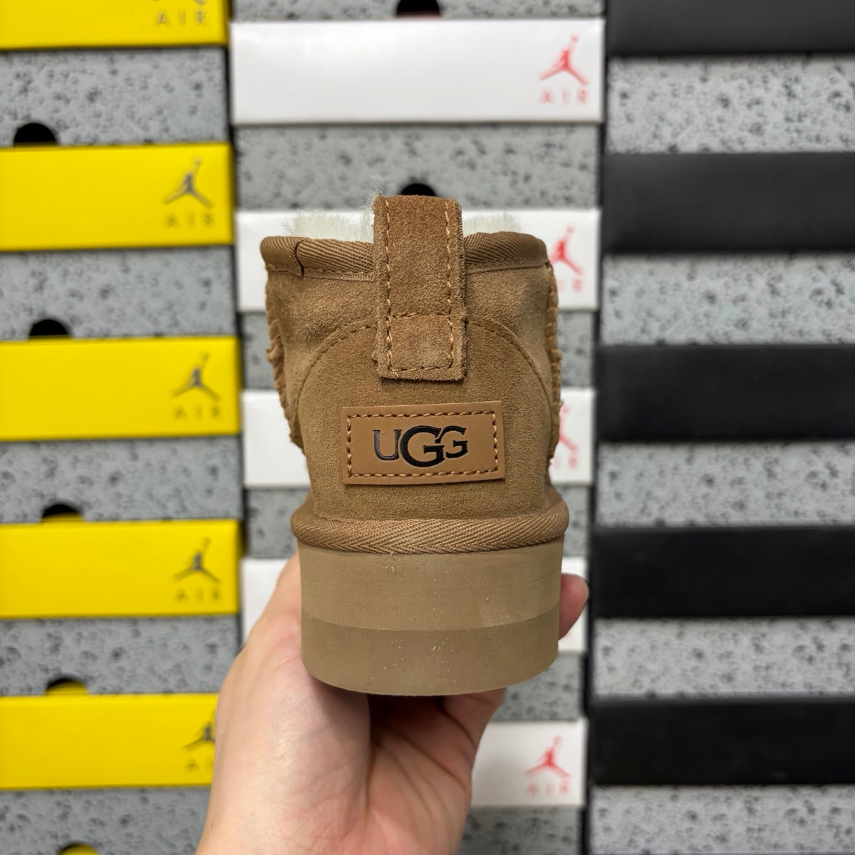 UGG Chestnut Platform Ankle Boots – 3 cm Sole