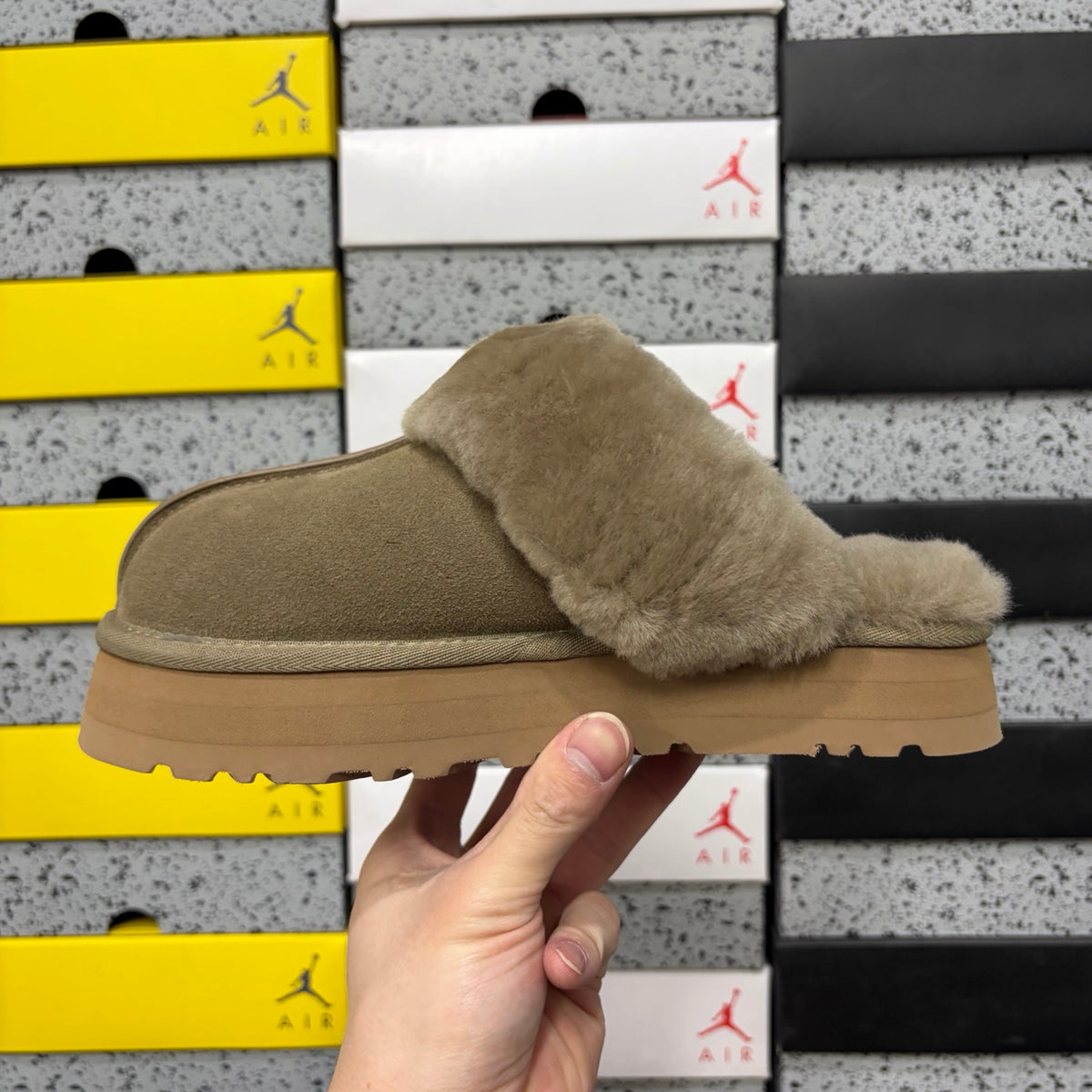 UGG Antelope Brown Platform Slippers – 3 cm Sole