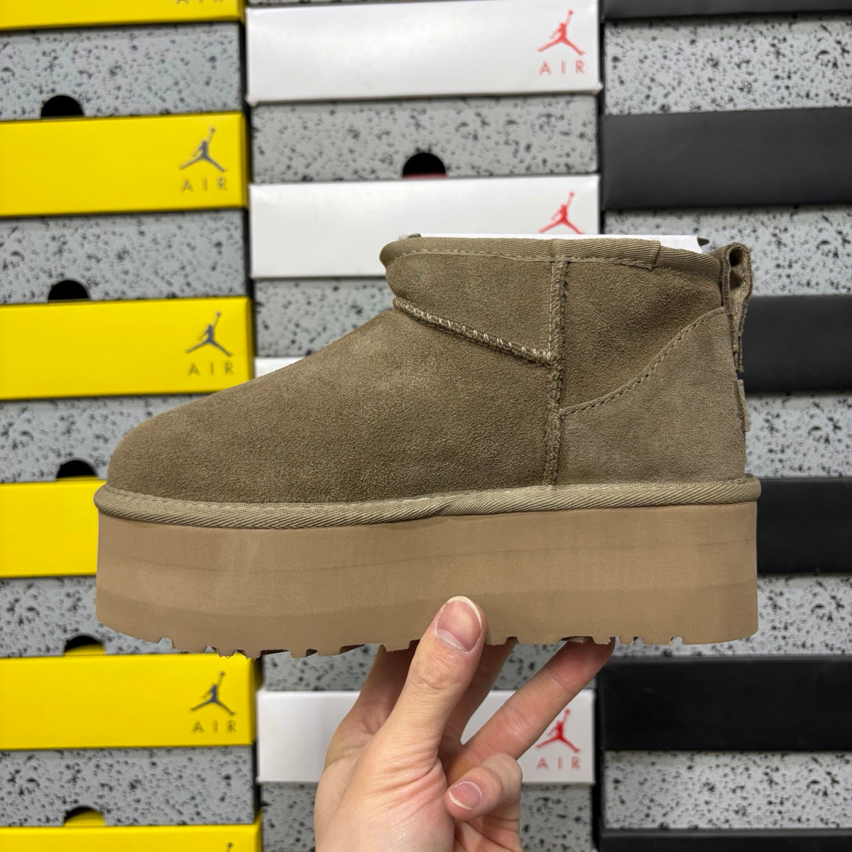 UGG Antelope Brown Platform Ankle Boots – 5 cm Sole