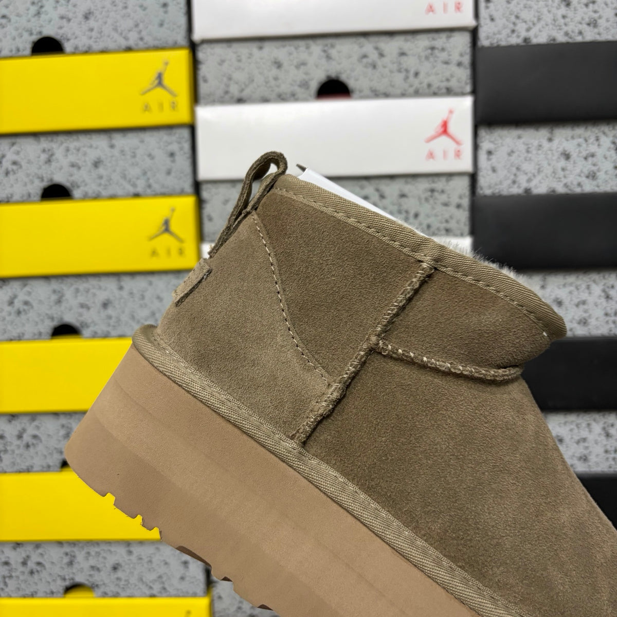 UGG Antelope Brown Platform Ankle Boots – 5 cm Sole