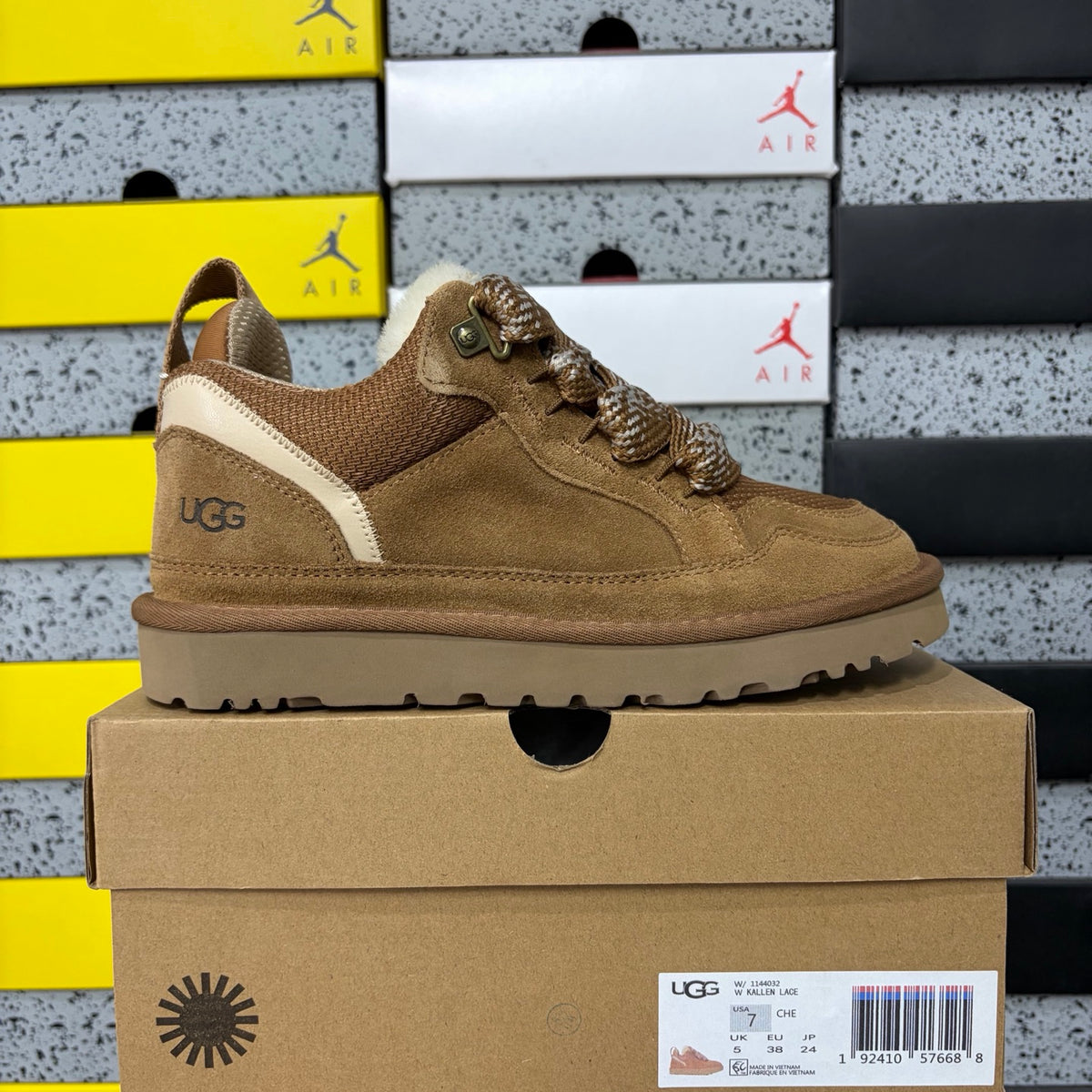 UGG Chestnut Lace-Up Shoes with Chunky Sole