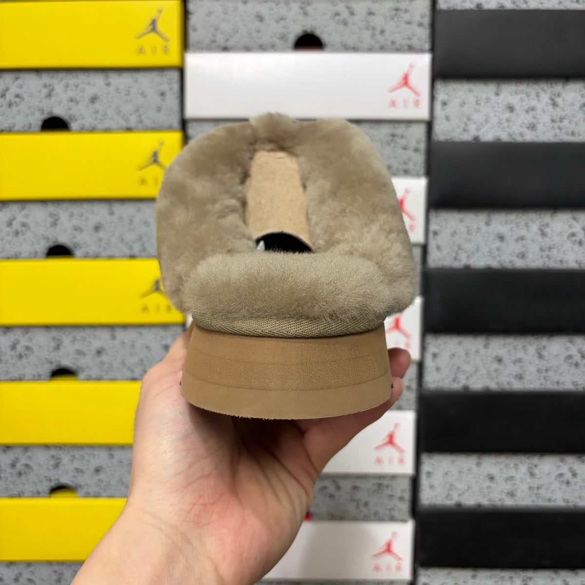 UGG Antelope Brown Platform Slippers – 3 cm Sole