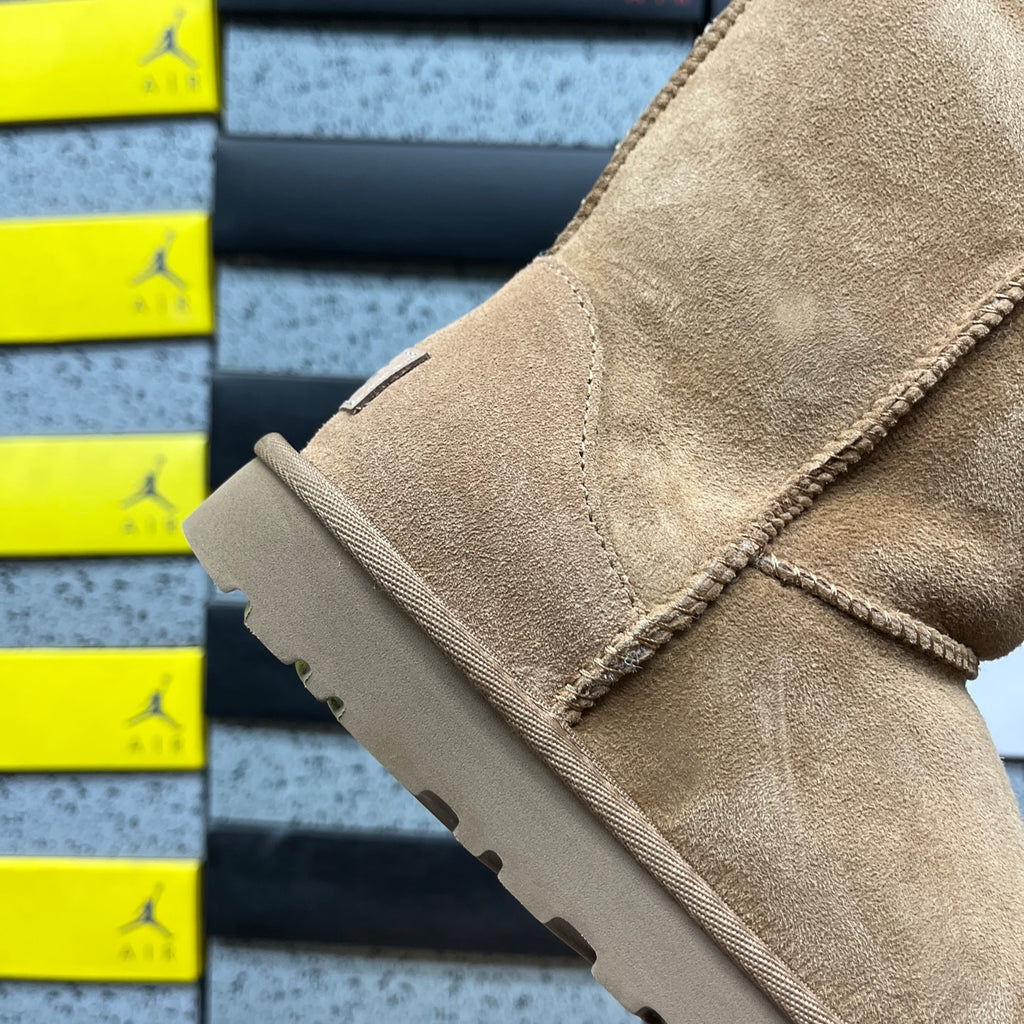 UGG Chestnut Short Pull-On Boots